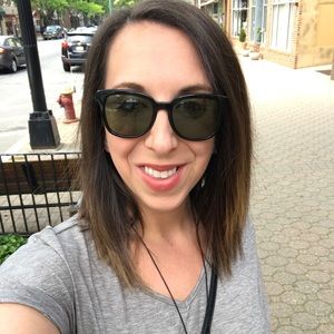 Meet your Posher, Jessica